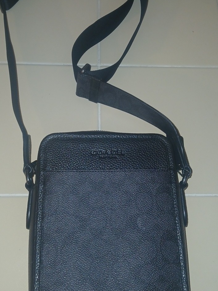 Coach Black Leather Messenger Crossbody Bag